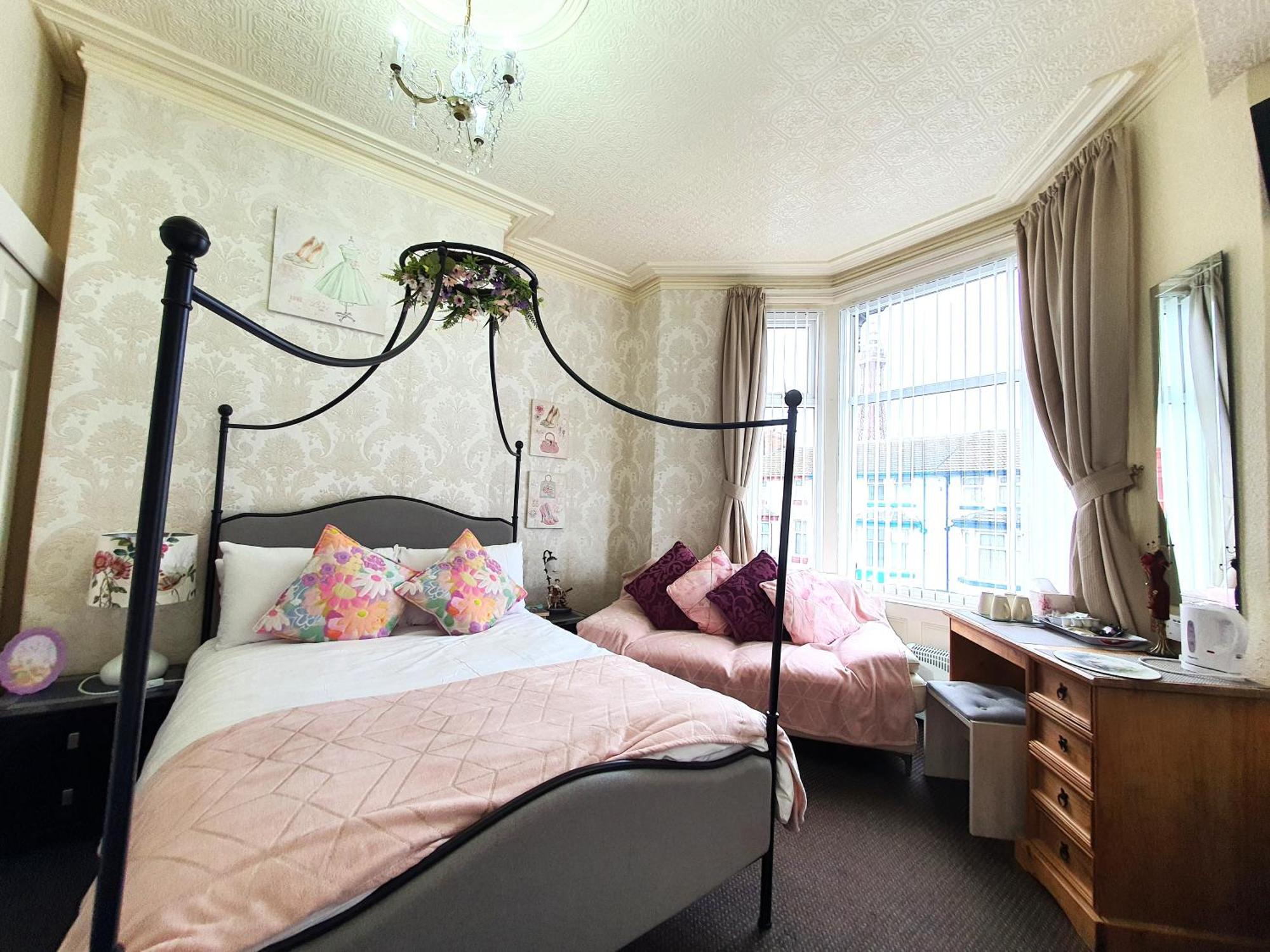 Bed & Breakfast Windsor House