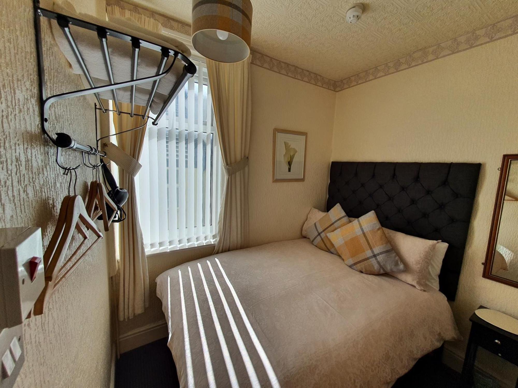 Bed & Breakfast Windsor House *