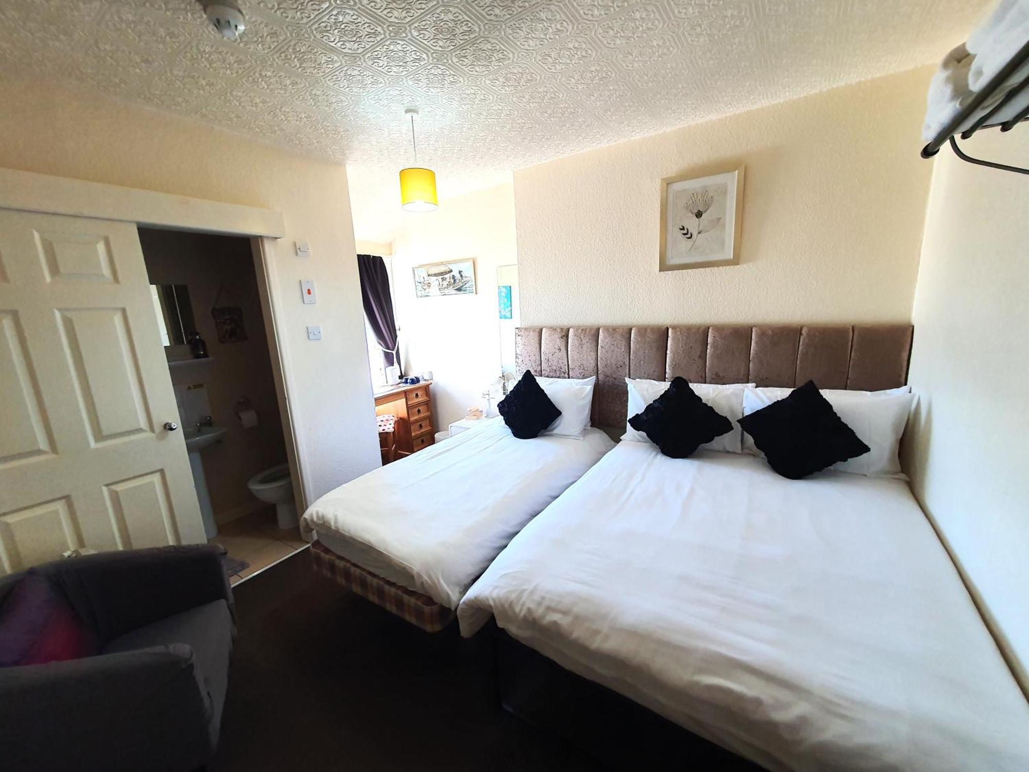 Windsor House Bed & Breakfast *
