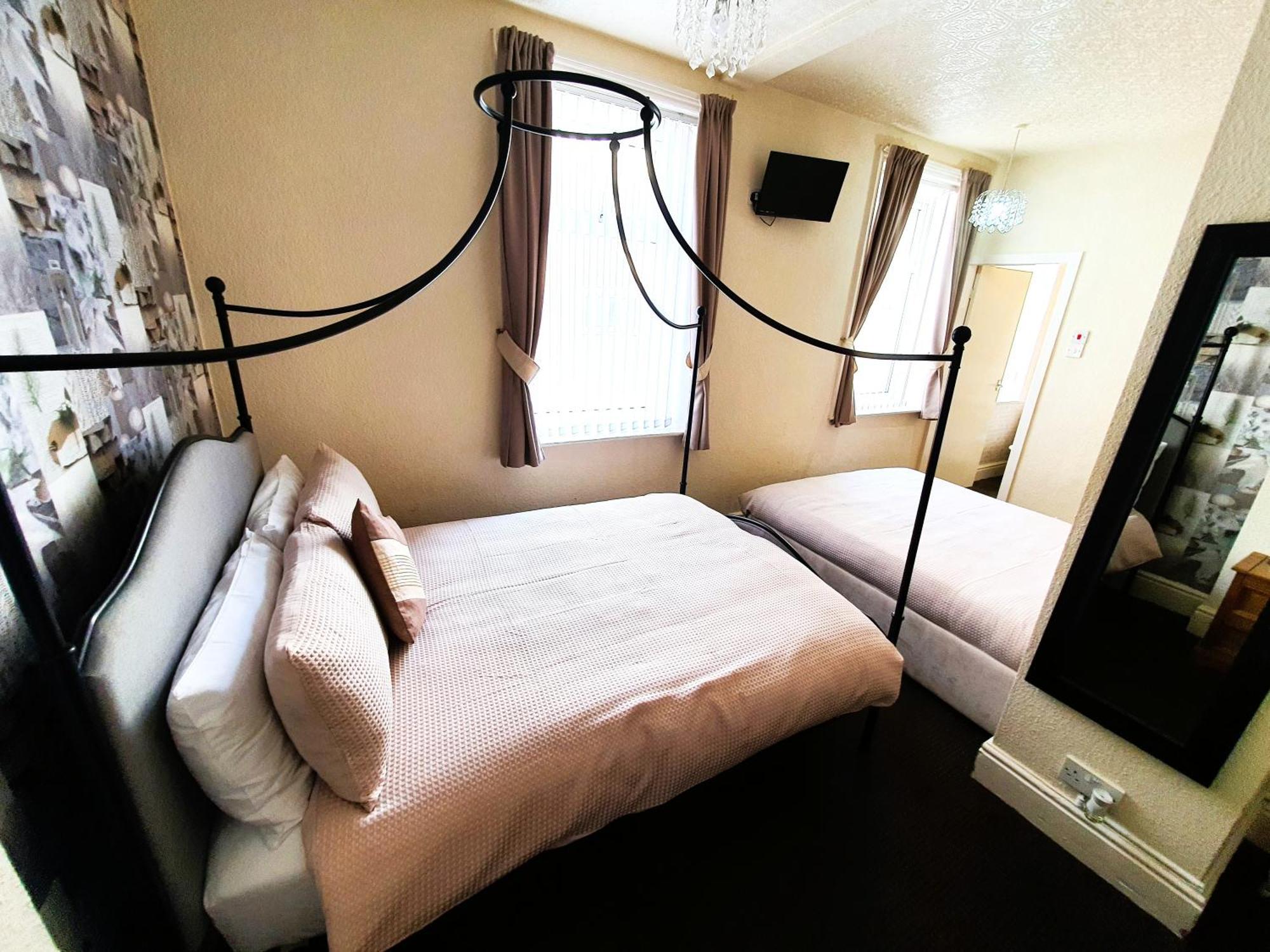 Bed & Breakfast Windsor House