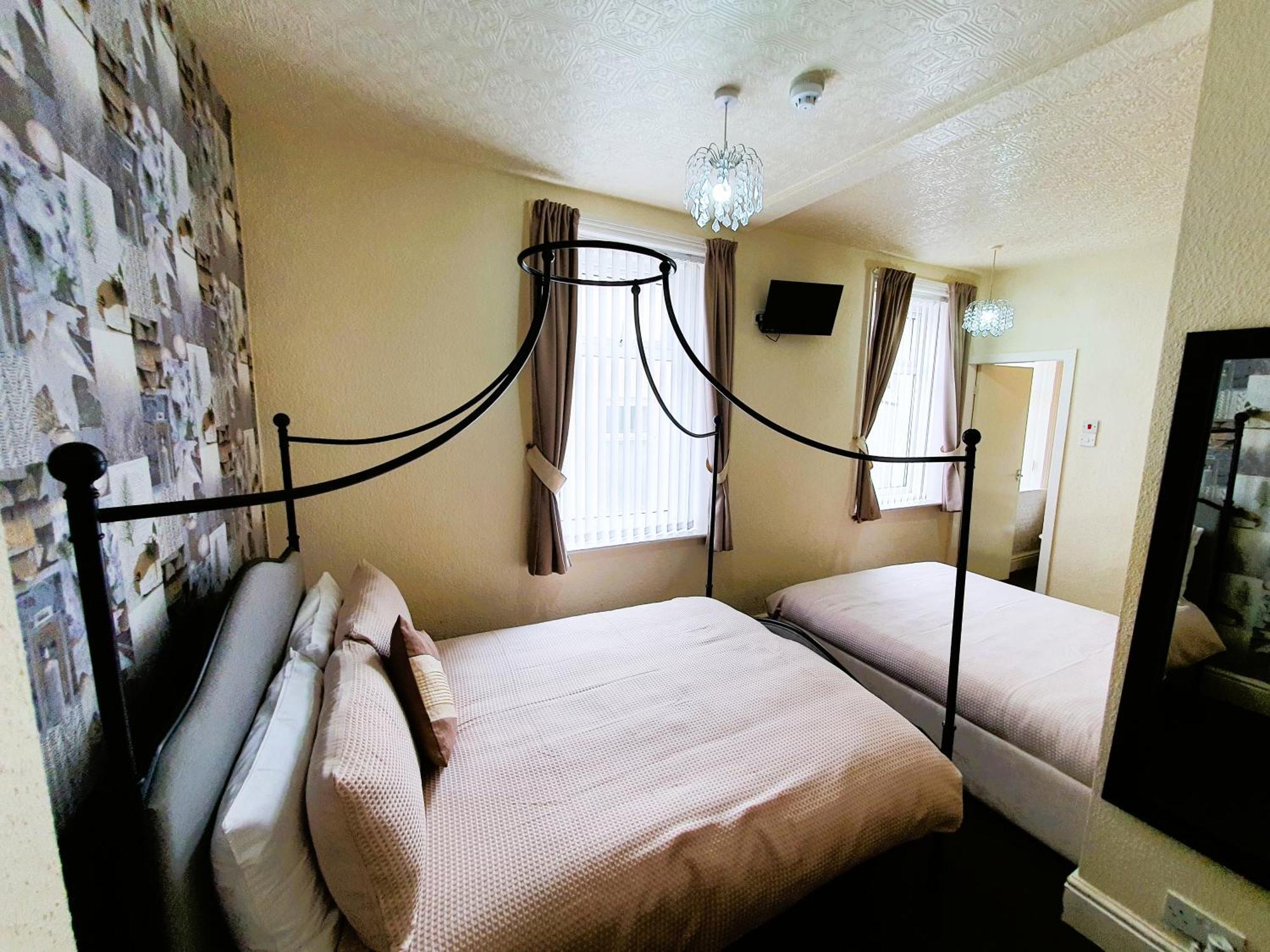 Bed & Breakfast Windsor House